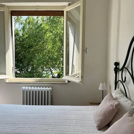 Casa Frasassi 公寓